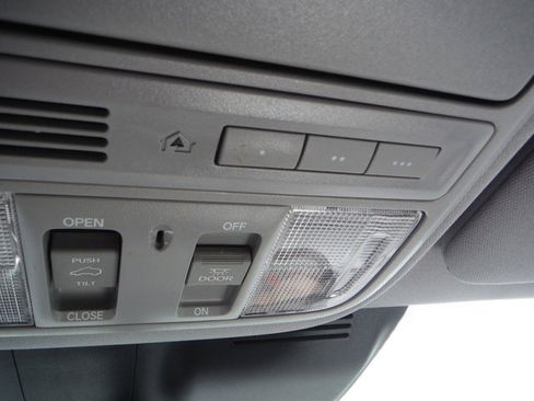 Used 2020 Honda CR-V EX-L image 31