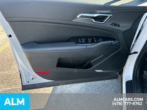 Used 2024 Kia Sportage SX FWD image 11
