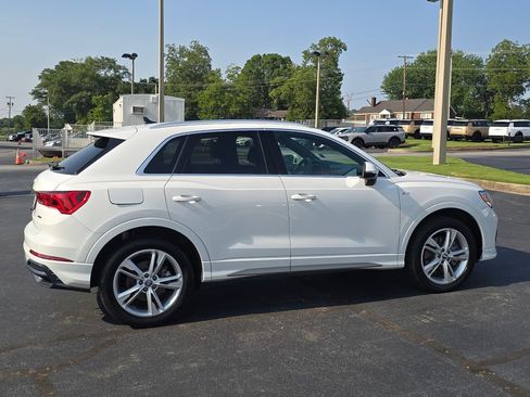 Used 2021 Audi Q3 2.0T Premium AWD/4WD image 2