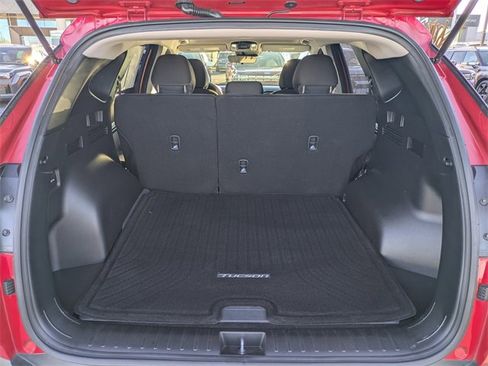 Used 2022 Hyundai Tucson SE image 13