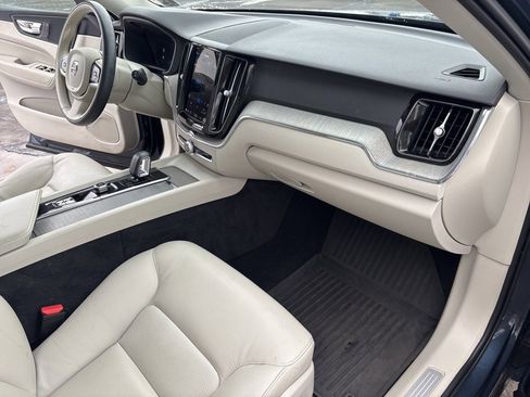 Certified 2023 Volvo XC60 B5 Plus w/ Climate Package image 35