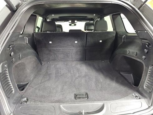 Certified 2020 Jeep Grand Cherokee Laredo image 31