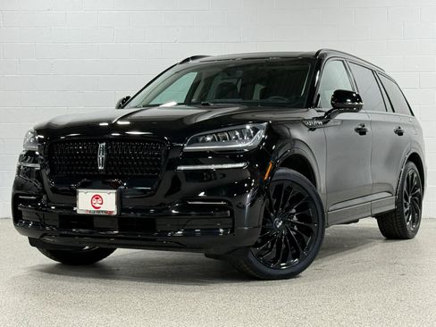 Used 2022 Lincoln Aviator Reserve w/ Equipment Group 201A image 2