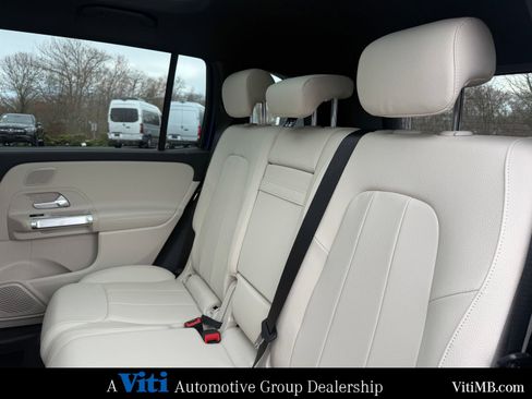 New 2026 Mercedes-Benz GLB 250 4MATIC image 15
