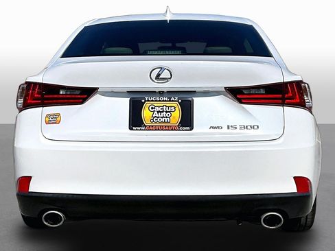 Used 2016 Lexus IS 300 AWD w/ Premium Package image 4