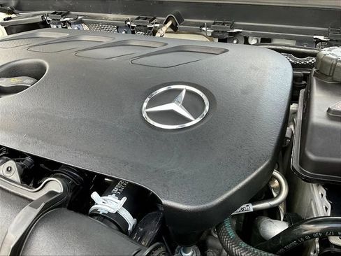 Certified 2024 Mercedes-Benz CLA 250 4MATIC image 33