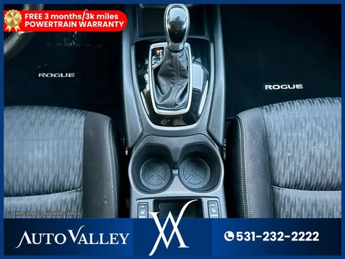 Used 2020 Nissan Rogue SV image 32