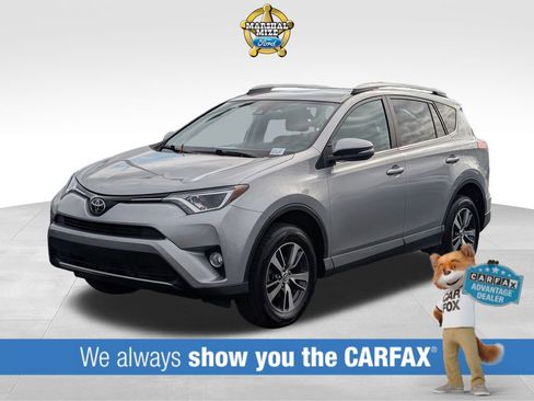 Used 2018 Toyota RAV4 XLE image 1
