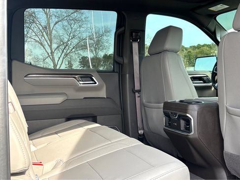 Used 2025 Chevrolet Silverado 1500 LTZ w/ Z71 Off-Road Package image 11