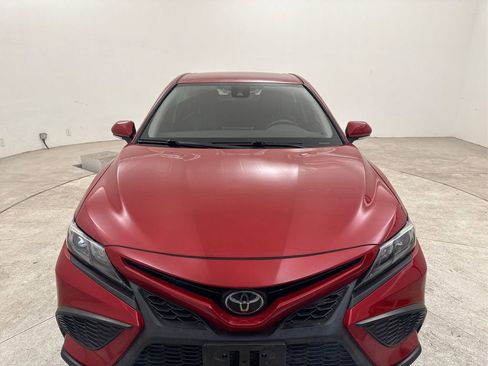 Used 2022 Toyota Camry SE FWD image 15