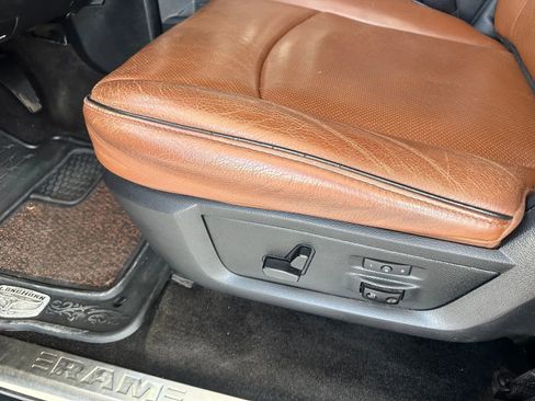 Used 2017 RAM 2500 Longhorn w/ Convenience Group image 14