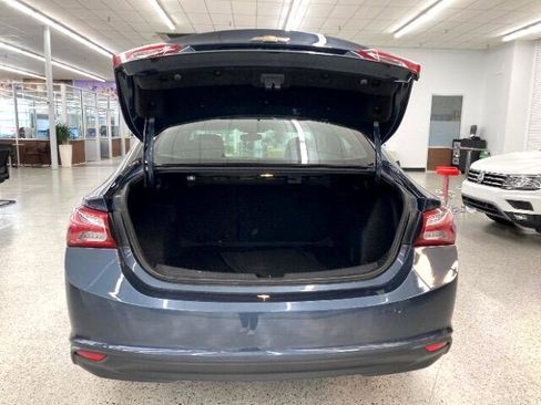Used 2019 Chevrolet Malibu LT image 37