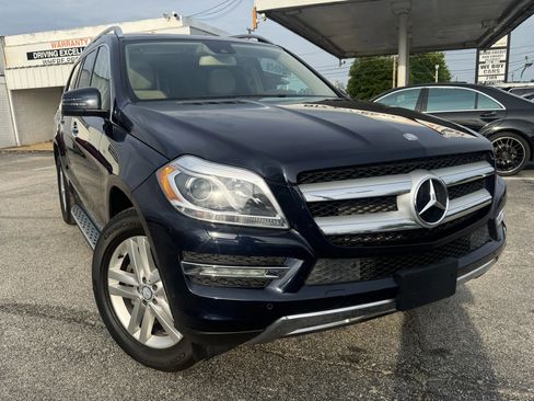Used 2016 Mercedes-Benz GL 450 4MATIC image 1