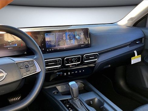 New 2026 Nissan Sentra SV image 6