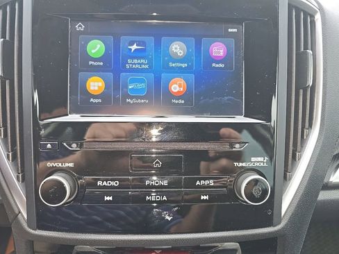 Used 2023 Subaru Forester Premium image 6