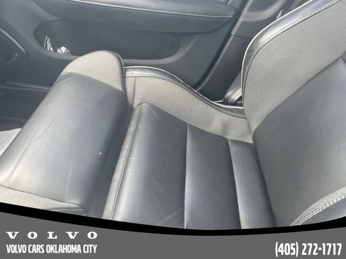 Used 2024 Volvo S60 B5 Plus FWD image 13