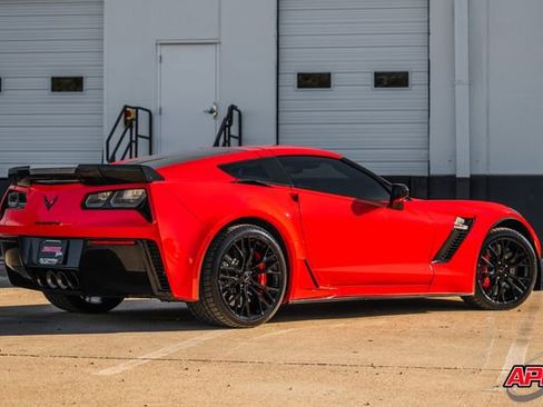 Used 2017 Chevrolet Corvette Z06 image 6