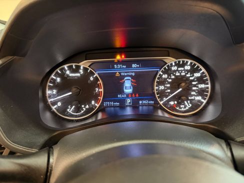 Used 2025 Nissan Altima 2.5 SV FWD image 39