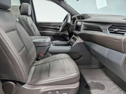Certified 2023 GMC Yukon Denali w/ LPO, Floor Liner Package AWD/4WD image 43