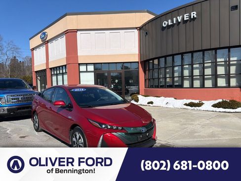 Used 2018 Toyota Prius Prime Premium image 1