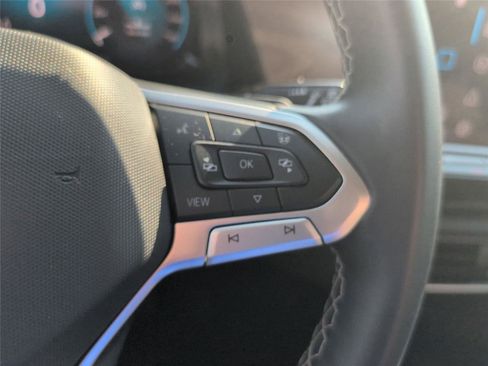 Used 2024 Volkswagen Atlas SE FWD image 23