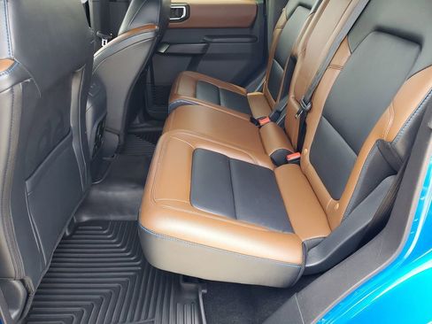 Used 2024 Ford Bronco Outer Banks w/ Sasquatch Package AWD/4WD image 22