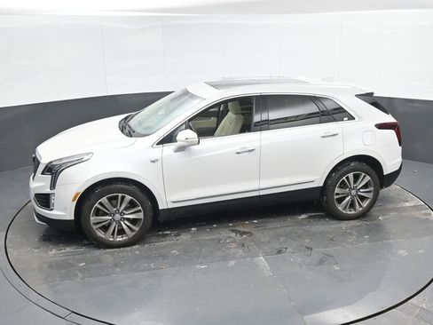 Used 2022 Cadillac XT5 Premium Luxury w/ Technology Package image 41