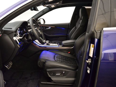 Used 2023 Audi SQ8 Premium Plus w/ SQ8 Luxury Package image 26