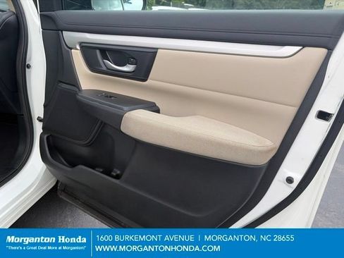 Used 2017 Honda CR-V LX image 36
