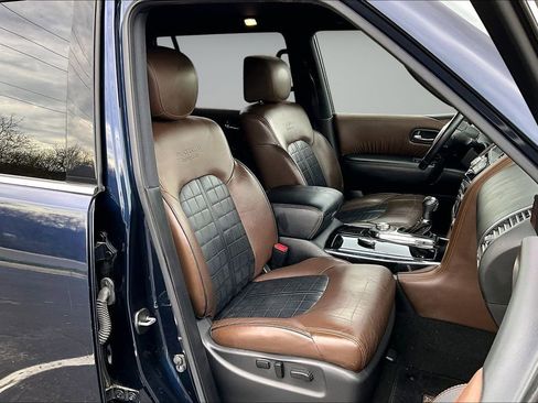 Used 2019 Nissan Armada Platinum w/ Captain's Chairs Package image 28