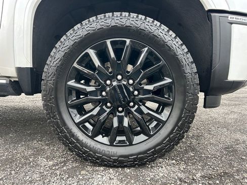 Used 2024 GMC Sierra 2500 Denali Ultimate image 24