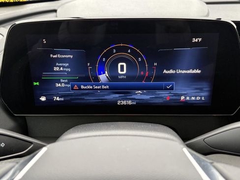 Used 2025 Chevrolet Traverse LT image 12