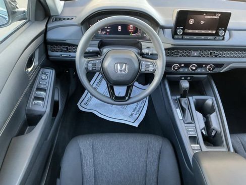 Used 2025 Honda Accord LX image 11