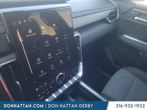 Used 2025 GMC Acadia Elevation FWD image 4