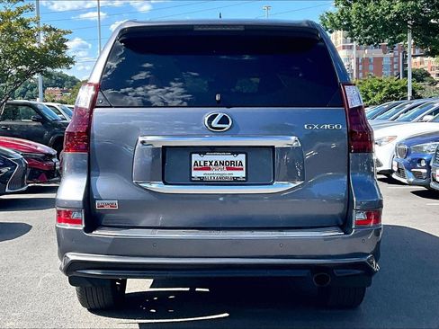 Used 2022 Lexus GX 460 Premium w/ Accessory Package AWD/4WD image 4