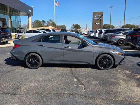 New 2026 Hyundai Elantra SEL Sport Premium FWD image 13