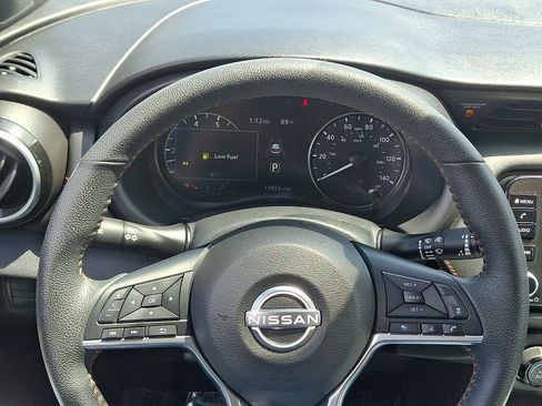 Used 2023 Nissan Kicks SR w/ SR Premium Package FWD image 19