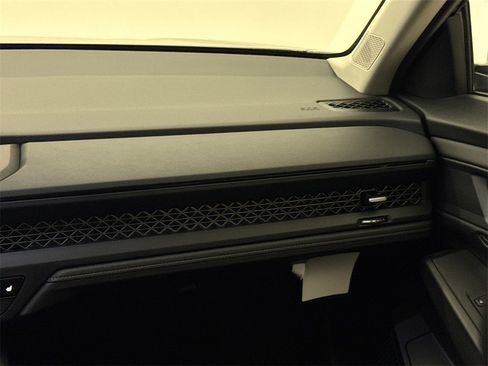 Certified 2025 Honda Accord SE image 16