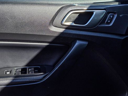 Used 2019 Ford Ranger Lariat w/ Technology Package image 11