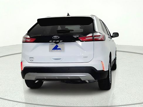 Used 2023 Ford Edge SEL w/ Convenience Package AWD/4WD image 6