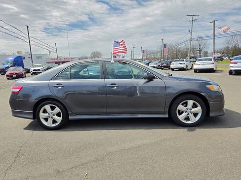 Used 2011 Toyota Camry SE w/ SE Extra-Value Pkg #1 image 8
