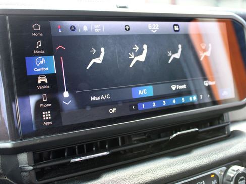 Used 2025 Jeep Gladiator Sport AWD/4WD image 33