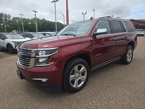 Used 2020 Chevrolet Tahoe Premier AWD/4WD image 3