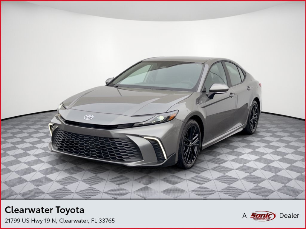Used 2026 Toyota Camry SE FWD image 1