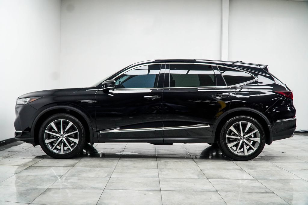 Used 2026 Acura MDX w/ Technology Package FWD image 11