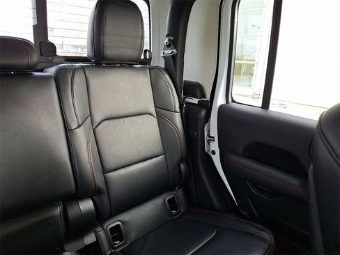 Used 2022 Jeep Gladiator Rubicon image 20