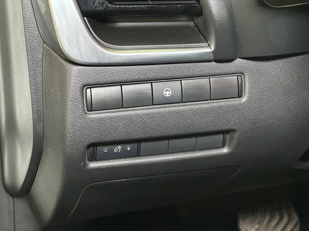 Used 2021 Nissan Rogue SV AWD/4WD image 20