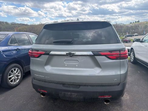 Used 2023 Chevrolet Traverse LT image 5
