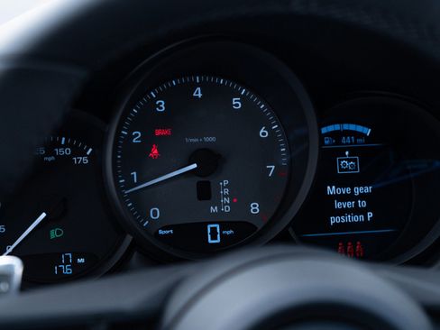 New 2026 Porsche Macan S image 26