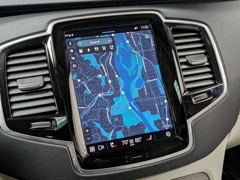 Used 2024 Volvo XC90 T8 Plus w/ Protection Package Premier image 40